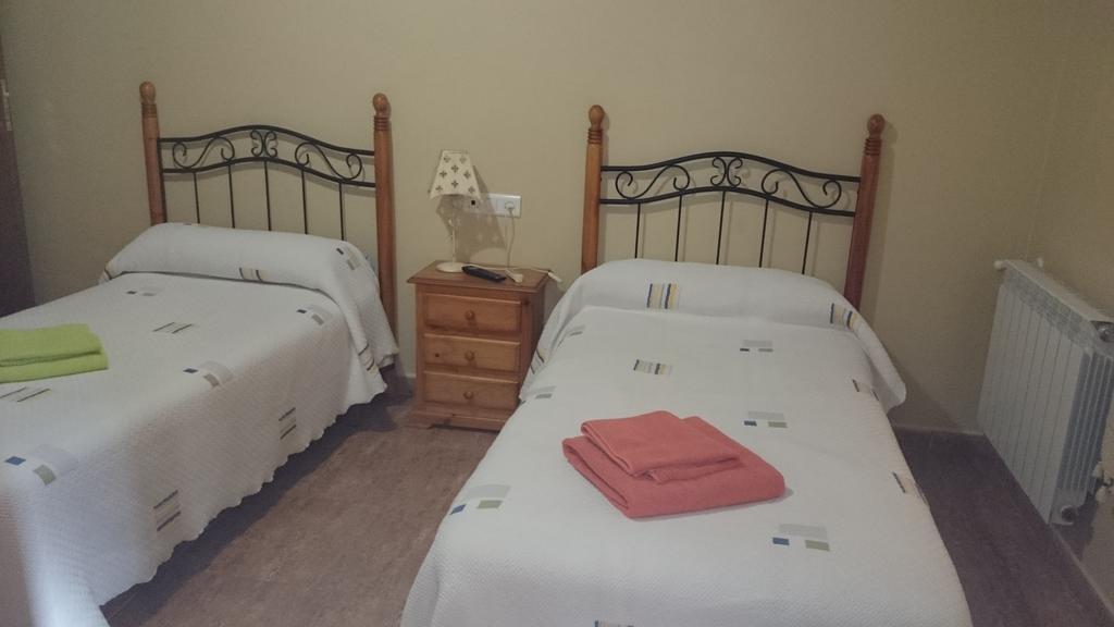 Hostal La Encina El Real de la Jara Екстер'єр фото