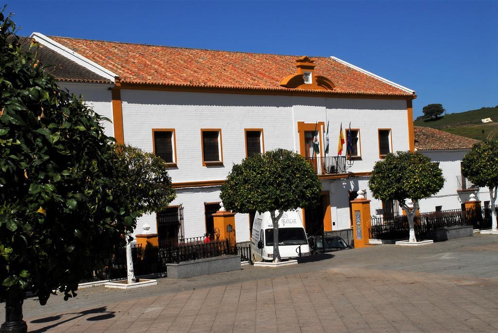 Hostal La Encina El Real de la Jara Екстер'єр фото